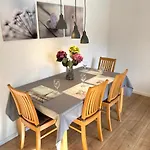 Stylisches Apartment ✰ Skywalk ✰ Mit Parkplatz